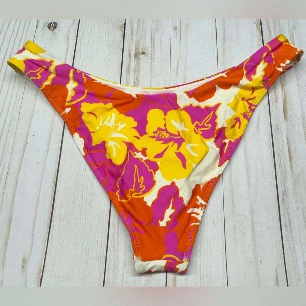 L*Space Prince Bikini Top & Rocky Bottom Classic Tropical Swimwear Set Medium